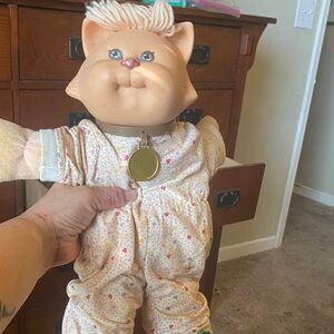 Adorable Cream Stuffed Animal Cat Toy